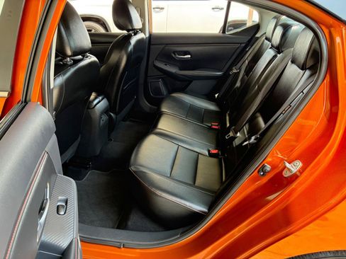 Used 2025 Nissan Sentra SR w/ SR Premium Package FWD image 27