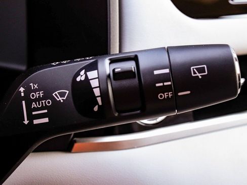 New 2025 Mitsubishi Outlander SEL AWD/4WD image 30