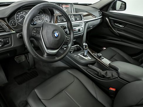 Used 2015 BMW 328i xDrive Sedan AWD/4WD image 14