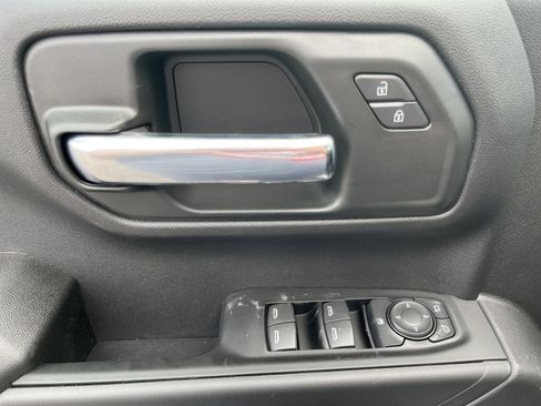 New 2026 Chevrolet Silverado 1500 Custom Trail Boss w/ Dark Appearance Package image 15