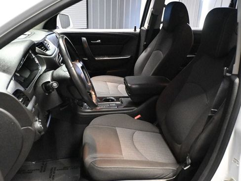 Used 2017 Chevrolet Traverse LT AWD/4WD image 15