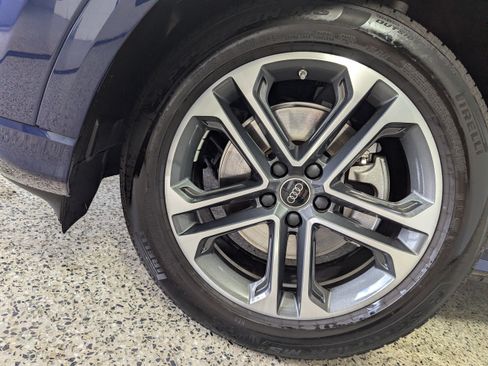 Used 2025 Audi Q5 Prestige AWD/4WD image 24