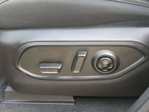 Certified 2025 Jeep Grand Cherokee Laredo X w/ Luxury Tech Group I AWD/4WD image 22