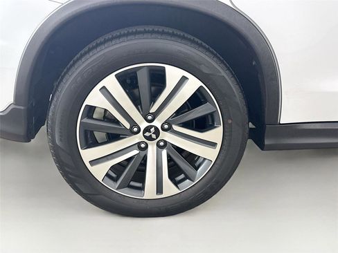 Used 2024 Mitsubishi Outlander Sport AWD image 28