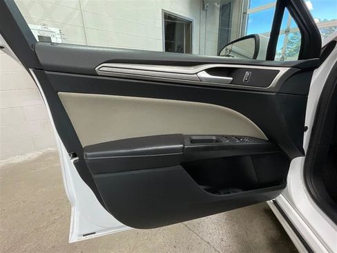 Used 2018 Ford Fusion S FWD image 10