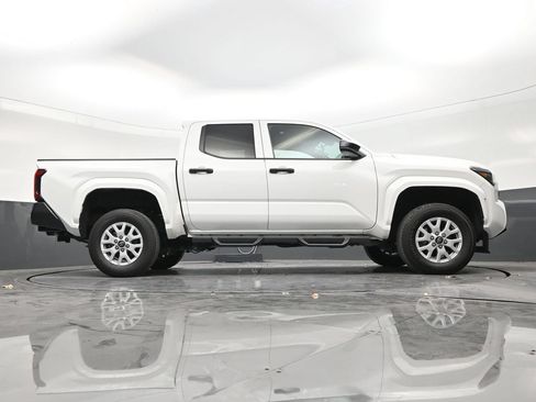 Used 2024 Toyota Tacoma SR RWD image 25