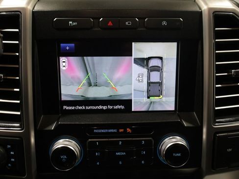 Used 2019 Ford F150 Platinum w/ Equipment Group 701A Luxury AWD/4WD image 28