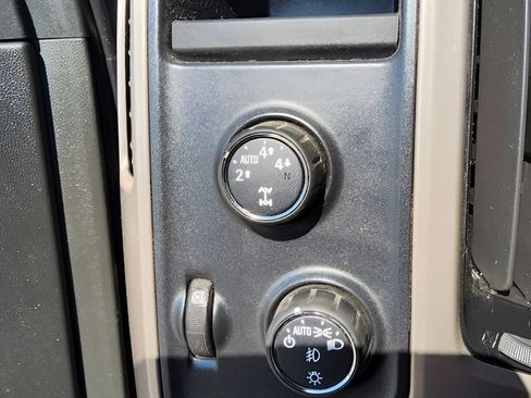 Used 2014 GMC Sierra 1500 Denali w/ Driver Alert Package AWD/4WD image 19