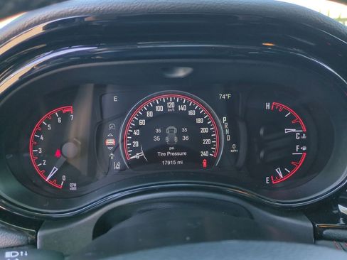 Used 2025 Dodge Durango GT AWD/4WD image 11