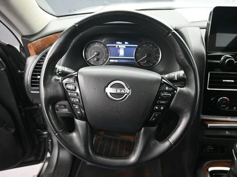 Used 2024 Nissan Armada SL w/ Captain's Chairs Package image 22