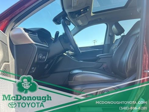 Used 2022 Jeep Grand Cherokee L Limited image 11