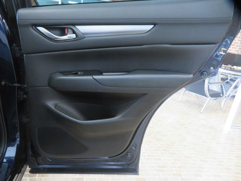 Used 2019 MAZDA CX-5 Touring FWD image 19
