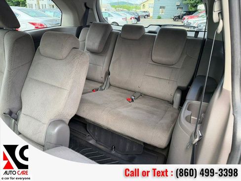 Used 2016 Honda Odyssey SE image 18