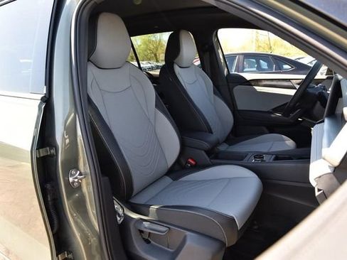 New 2026 Volkswagen Tiguan SE R-Line image 20