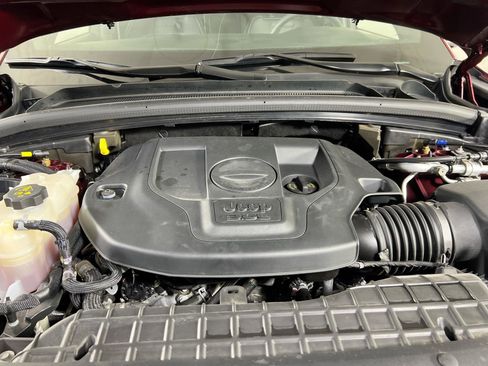 Used 2023 Jeep Grand Cherokee Overland AWD/4WD image 31