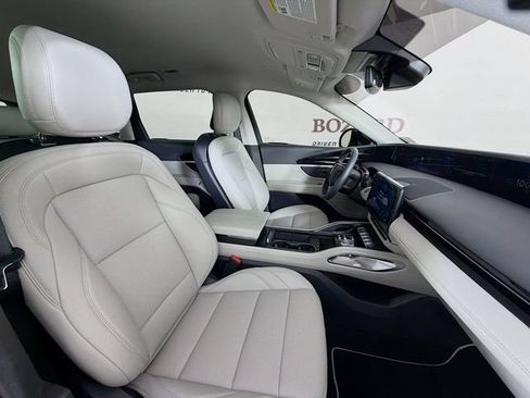 Certified 2026 Lincoln Nautilus Premier AWD/4WD image 33