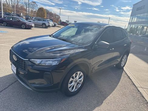 Used 2023 Ford Escape Active image 5