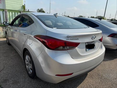 Used 2016 Hyundai Elantra SE FWD image 6