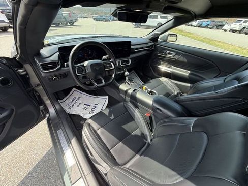 Used 2025 Ford Mustang Premium RWD image 21