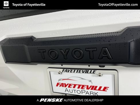 Used 2026 Toyota 4Runner SR5 RWD image 10