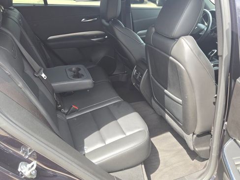 Used 2023 Cadillac XT4 Premium Luxury image 10