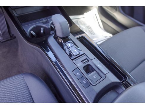 Certified 2025 Toyota Prius LE FWD image 18