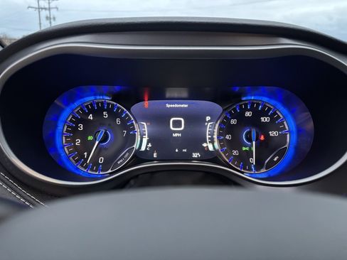 New 2026 Chrysler Pacifica Select image 15