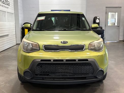 Used 2014 Kia Soul FWD image 2