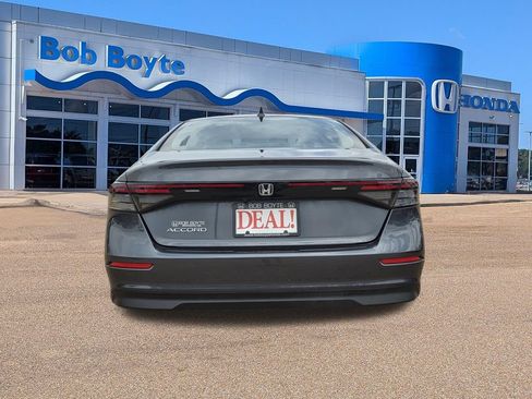 Used 2024 Honda Accord EX image 6