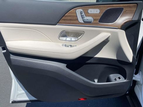 Certified 2025 Mercedes-Benz GLE 350 4MATIC image 15