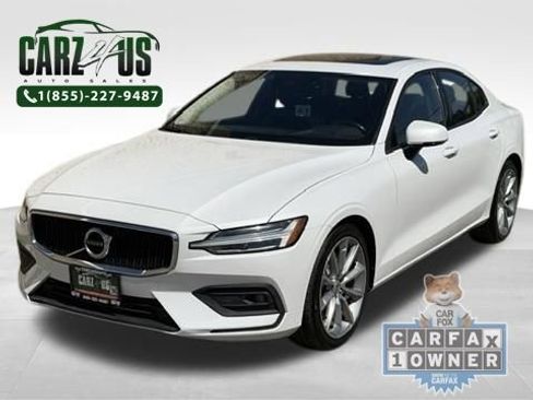Used 2021 Volvo S60 T6 Momentum w/ Protection Package Premier AWD/4WD image 1