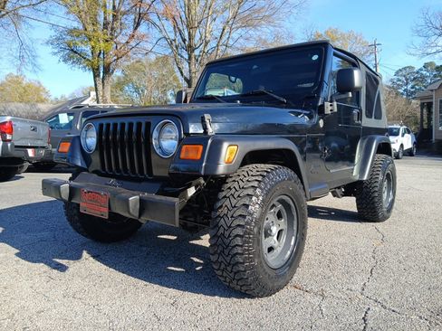 Used 2006 Jeep Wrangler X image 2