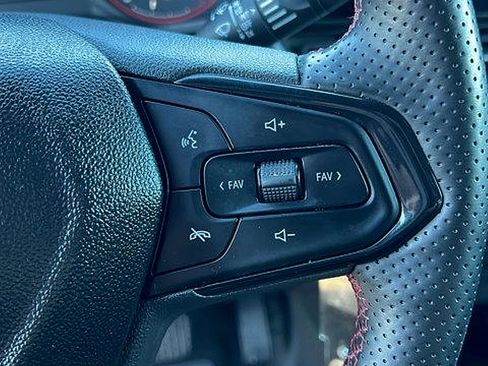 Certified 2024 Chevrolet Trax RS w/ Driver Confidence Package image 24