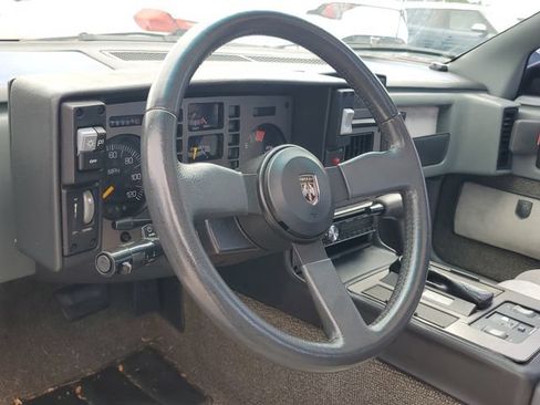 Used 1987 Pontiac Fiero GT RWD image 9