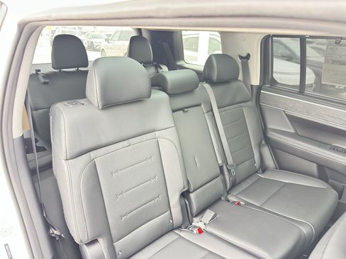 New 2025 Hyundai Santa Fe Limited image 35