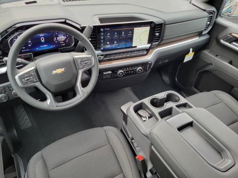 New 2026 Chevrolet Silverado 1500 LT w/ LPO, Dark Essentials Package AWD/4WD image 26