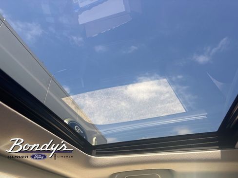 Used 2024 Toyota 4Runner SR5 Premium w/ Moonroof Package image 11