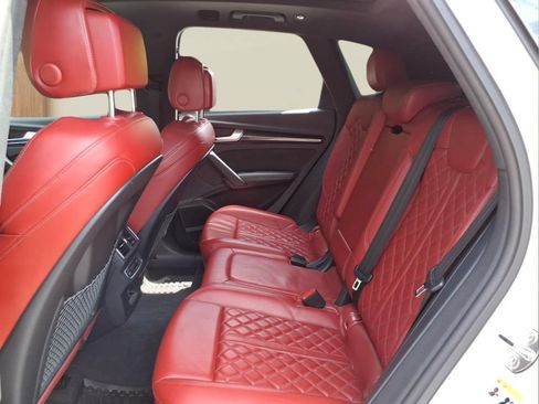 Used 2018 Audi SQ5 Prestige w/ Prestige Package AWD/4WD image 21