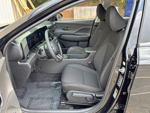 Used 2026 Hyundai Kona SEL Sport FWD image 15