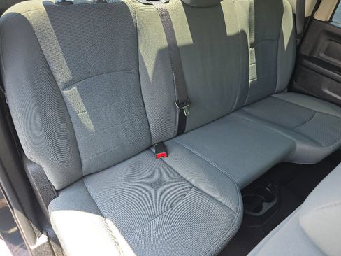 Used 2014 RAM 2500 Tradesman w/ Chrome Appearance Group AWD/4WD image 16