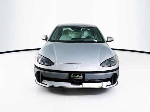 Used 2024 Hyundai Ioniq 6 SEL image 2