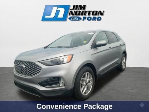 Used 2023 Ford Edge SEL w/ Convenience Package AWD/4WD image 4
