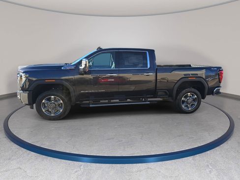 New 2026 GMC Sierra 3500 SLT w/ SLT Convenience Package AWD/4WD image 8