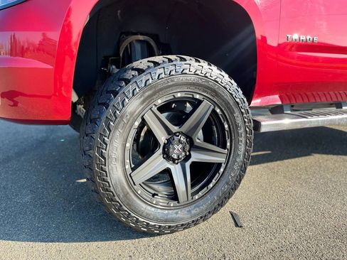 Used 2015 Chevrolet Tahoe LT w/ Luxury Package image 17