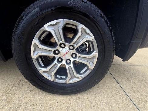 Used 2025 GMC Sierra 1500 SLT image 26