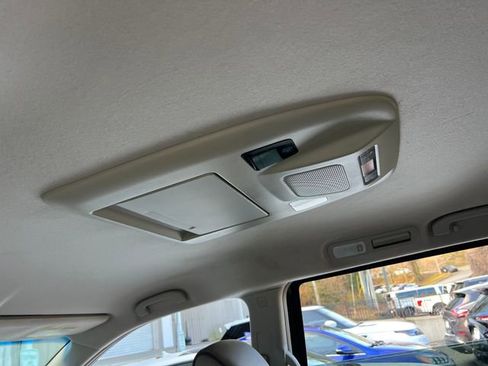 Used 2014 Nissan Quest SL image 20