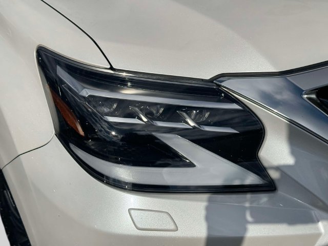 Certified 2023 Lexus GX 460 Luxury w/ Sport Design Package AWD/4WD image 12