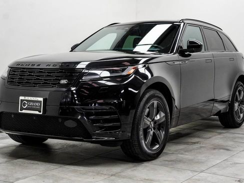 Used 2025 Land Rover Range Rover Velar Dynamic SE image 6