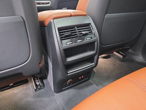 Certified 2024 BMW X5 xDrive40i w/ Executive Package image 34