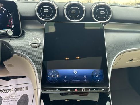 Used 2025 Mercedes-Benz C 300 4MATIC Sedan image 20